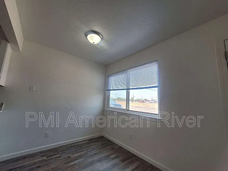 7147 Bacchini Ave — Photo 3