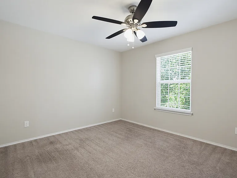 723 Trinity Star — Photo 30
