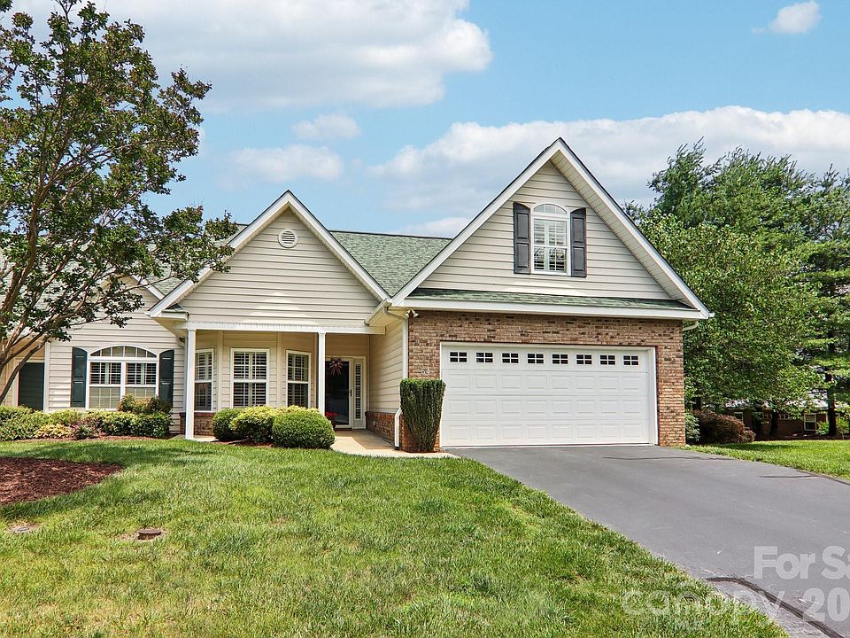 1st image of 54 Victoria Park Dr