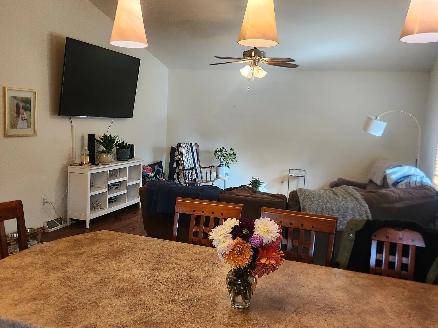 3 bed, 1775 sqft, $1,895 — Photo 3