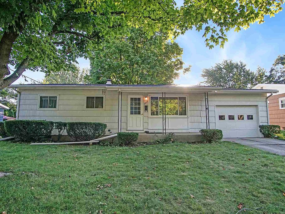1st image of 4016 Manor Dr