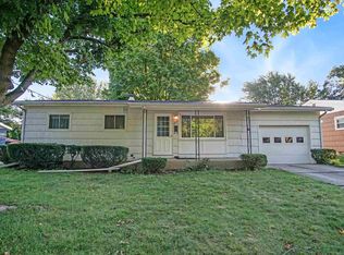 4016 Manor Dr, South Bend, IN