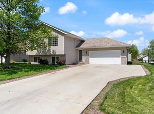 703 Buffalo Hills St, Buffalo, MN 55313