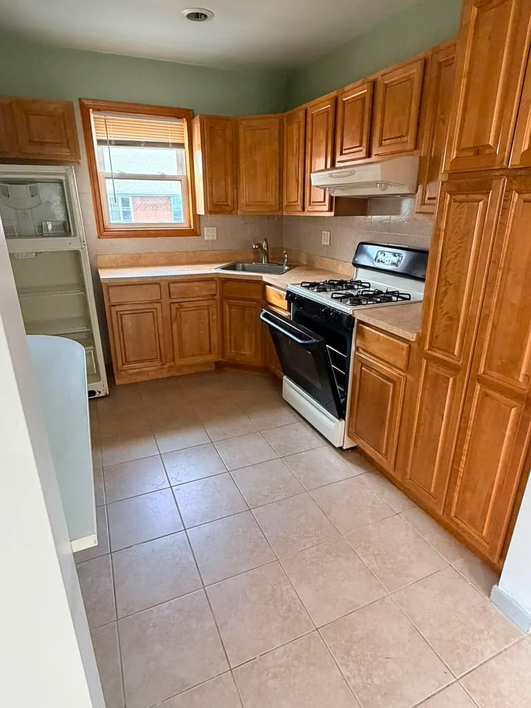 2 bed, $2,800 — Photo 4