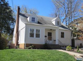 80 Walnut St, Teaneck, NJ 07666