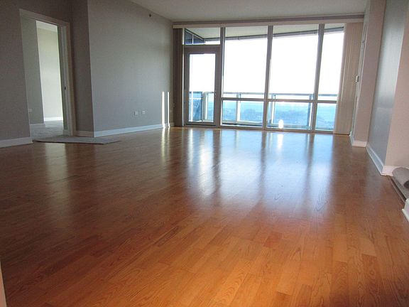 2nd image of 1211 S Prairie Ave APT 702