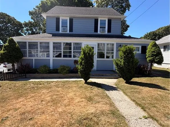 58 Surf Ave, Warwick, RI 02889