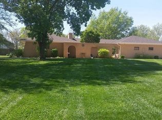 25 Park View Rd, Hesston, KS 67062