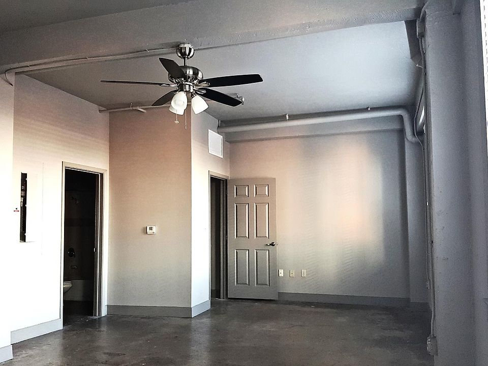 Building Photo 5