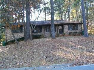 1492 Stonewood Dr, Norcross, GA 30093