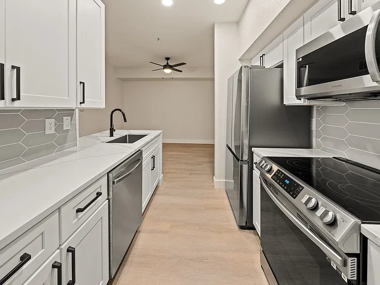 Haven at Midtown — Photo 26
