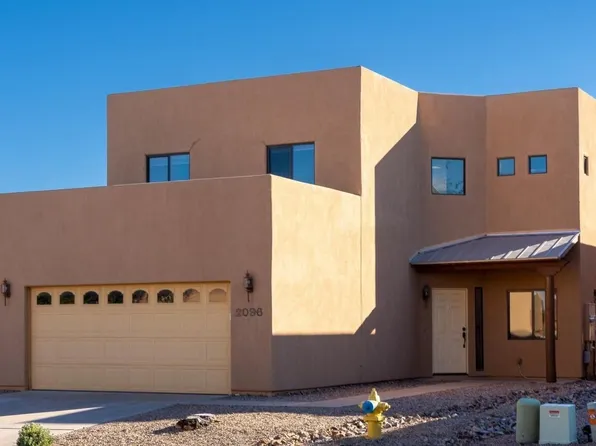 2096 CHAPLAIN CARTER Drive, Sierra Vista, AZ 85635