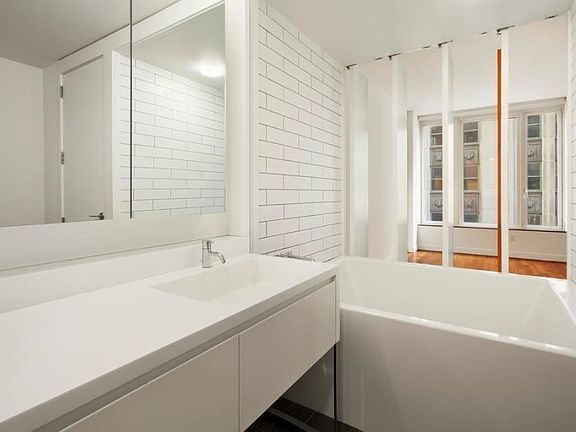 4th image of 15 William St APT 25G