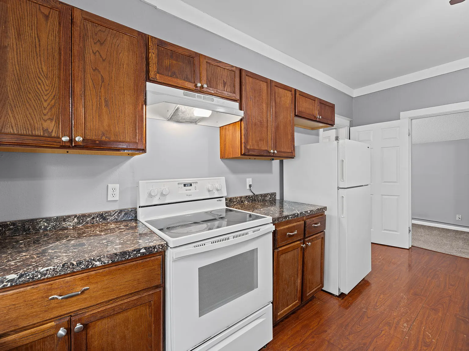3 bed, 1400 sqft, $1,395 — Photo 2