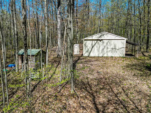 4286 Jay Woods Rd, Harrison, MI 48625