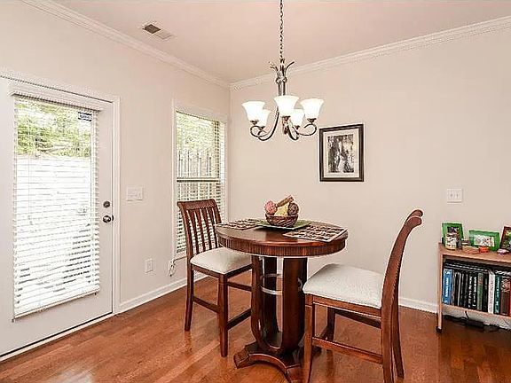 3rd image of 1822 Caswell Pkwy #1822