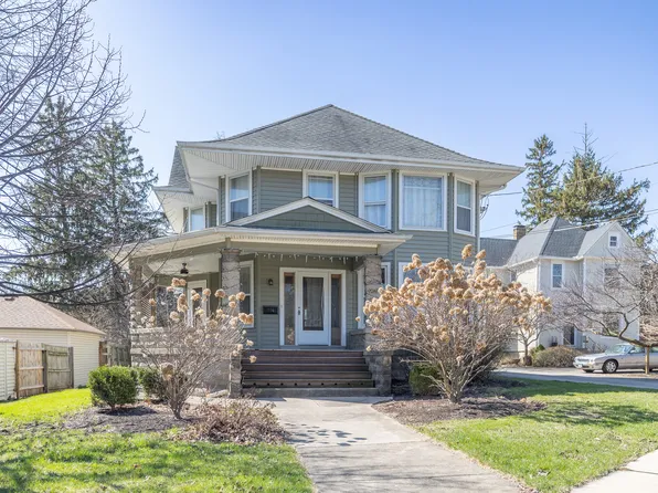 714 Dekalb Ave, Sycamore, IL 60178