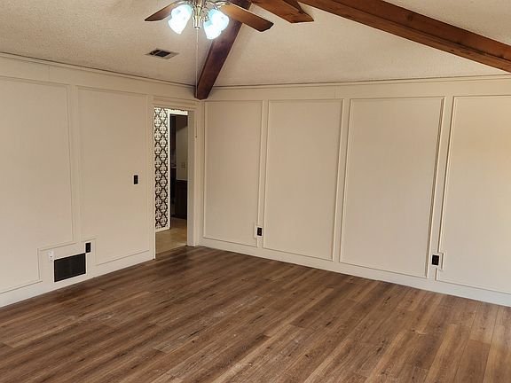 2nd image of 509 Cedar Elm Ln #509