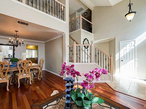 5th image of 1104 Riverlawn Dr