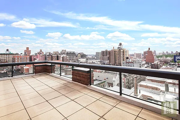 Rented by Halstead Real Estate | media 29