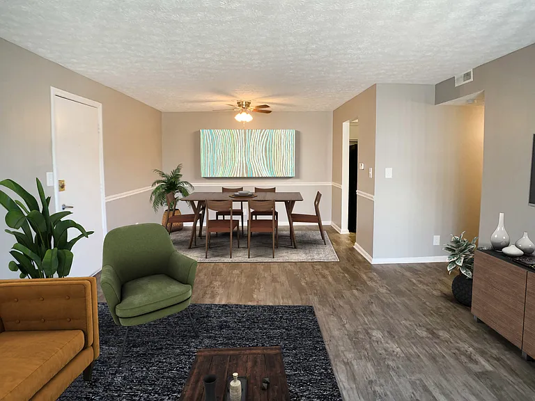 Knobs Pointe Apartments — Photo 19