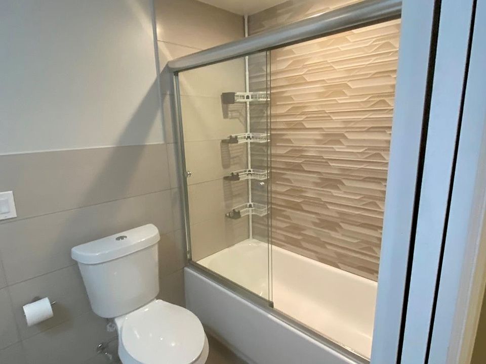 1111 N Old Woodward Ave Unit 5, photo 15