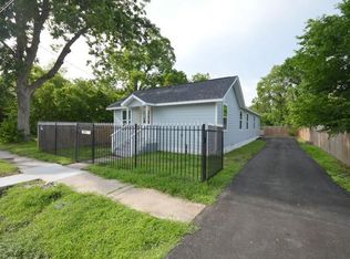 3007 Tuam St #B, Houston, TX 77004
