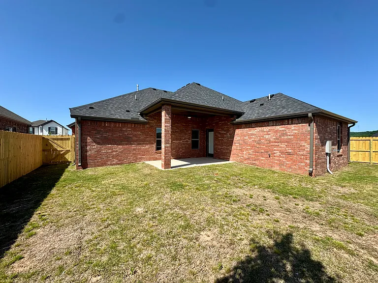4821 W Planetree St — Photo 22