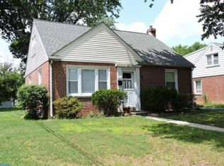 203 W Wayne Ave, Aldan, PA 19018