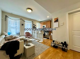 848 Huntington Ave #1, Boston, MA 02115
