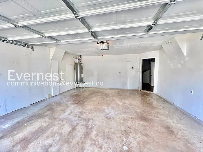 230 Creek Cove Dr — Photo 16