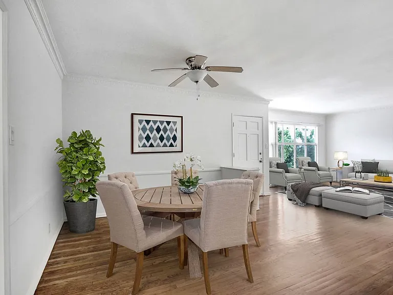 Hayworth Avenue Apartments — Photo 14