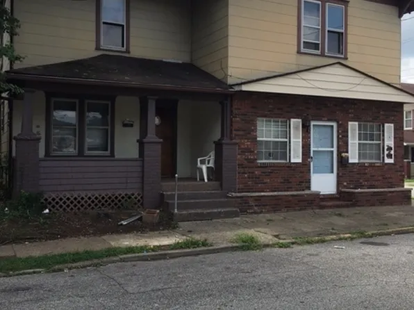 813 1/2 Grant St, Charleston, WV 25302