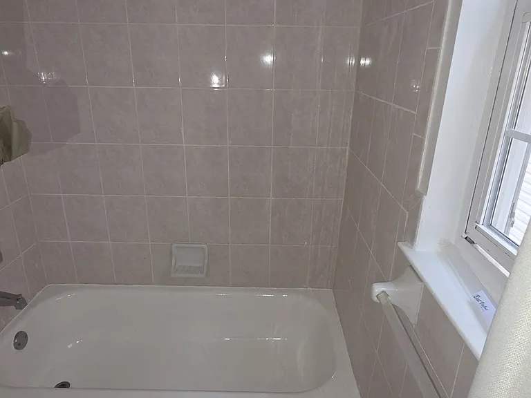 1079 Magnolia Ave — Photo 6