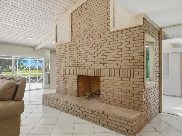 7300 Corkwood Ter, Tamarac, FL 33321