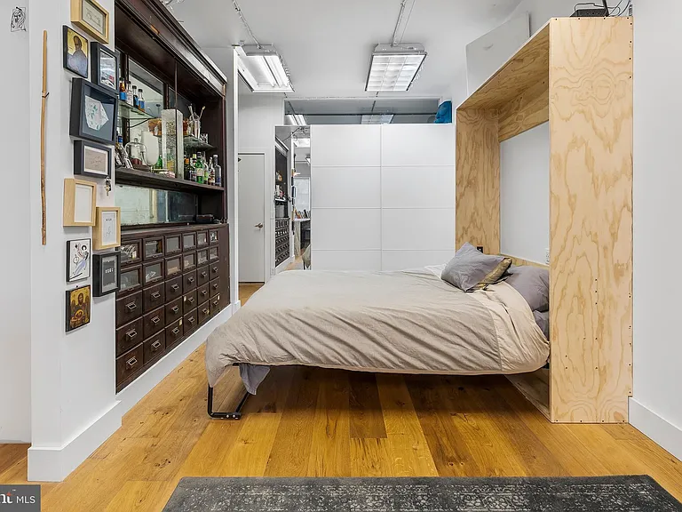 2020 E Fletcher St #1&2 — Photo 39
