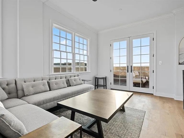65 E Pontotoc Ave #301 — Photo 16