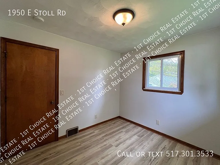 1950 E Stoll Rd — Photo 8