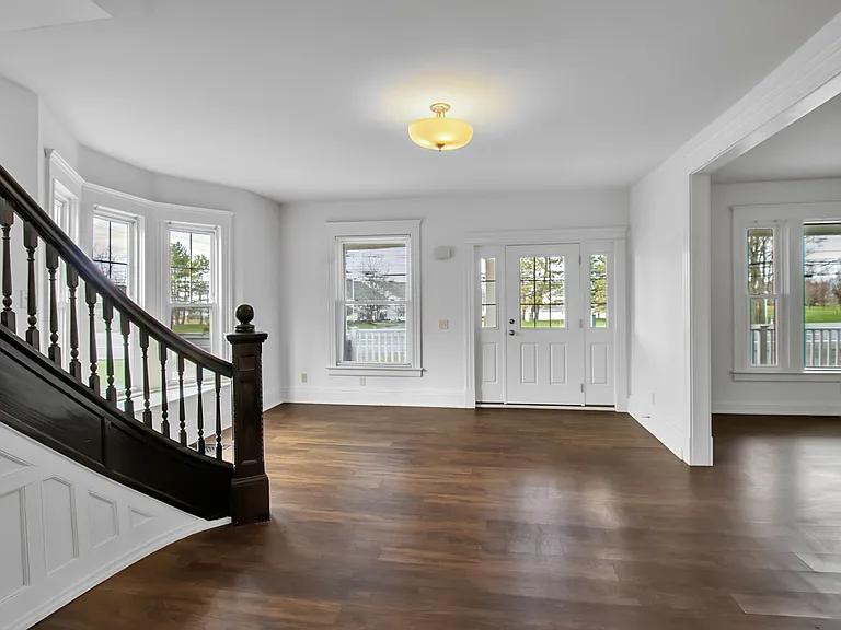 5849 Broadway St #H — Photo 5