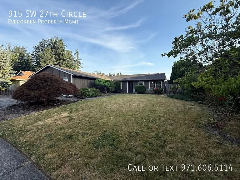 915 SW 27th Cir — Photo 2