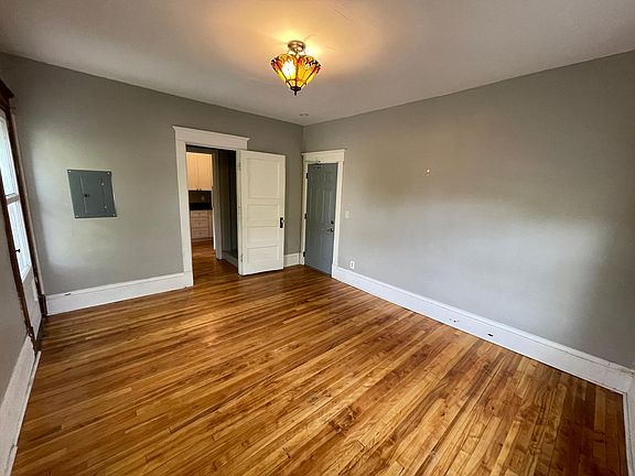 3rd image of 3948 Lyndale Ave S #34
