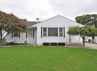 1312 Sussex Dr, South Bend, IN 46628