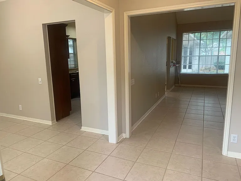 4410 Shavano Cross — Photo 2