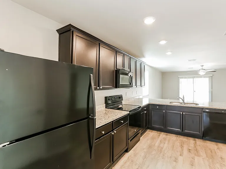 25371 W Long Ave — Photo 8
