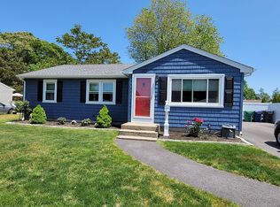 153 Asylum Rd, Warwick, RI 02886