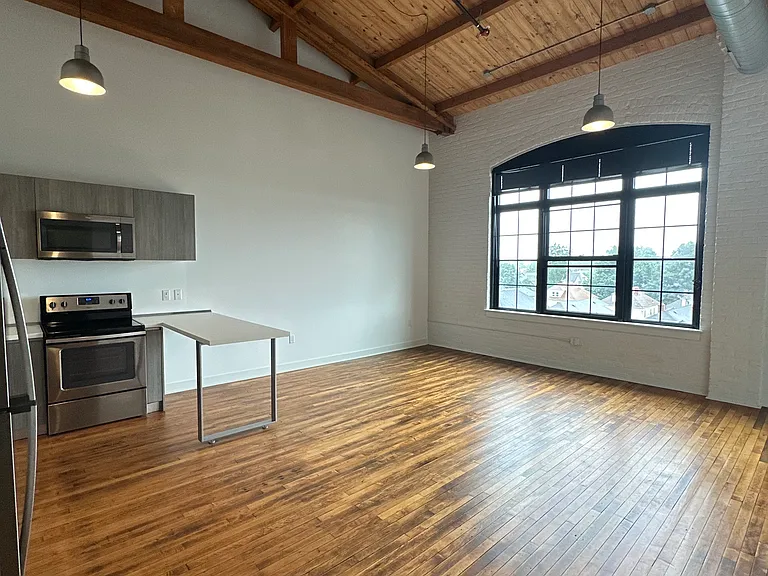 36 Cromwell St #406 — Photo 9