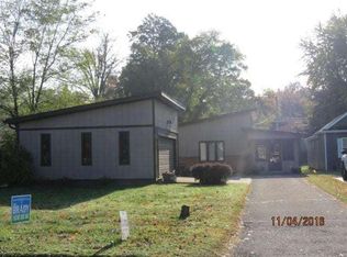 328 S Water St, Henderson, KY 42420