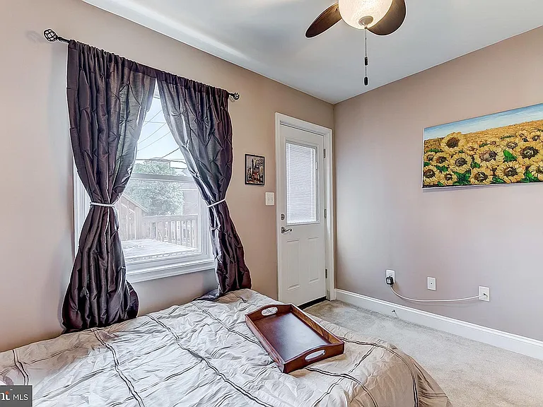 1447 Decatur St — Photo 11