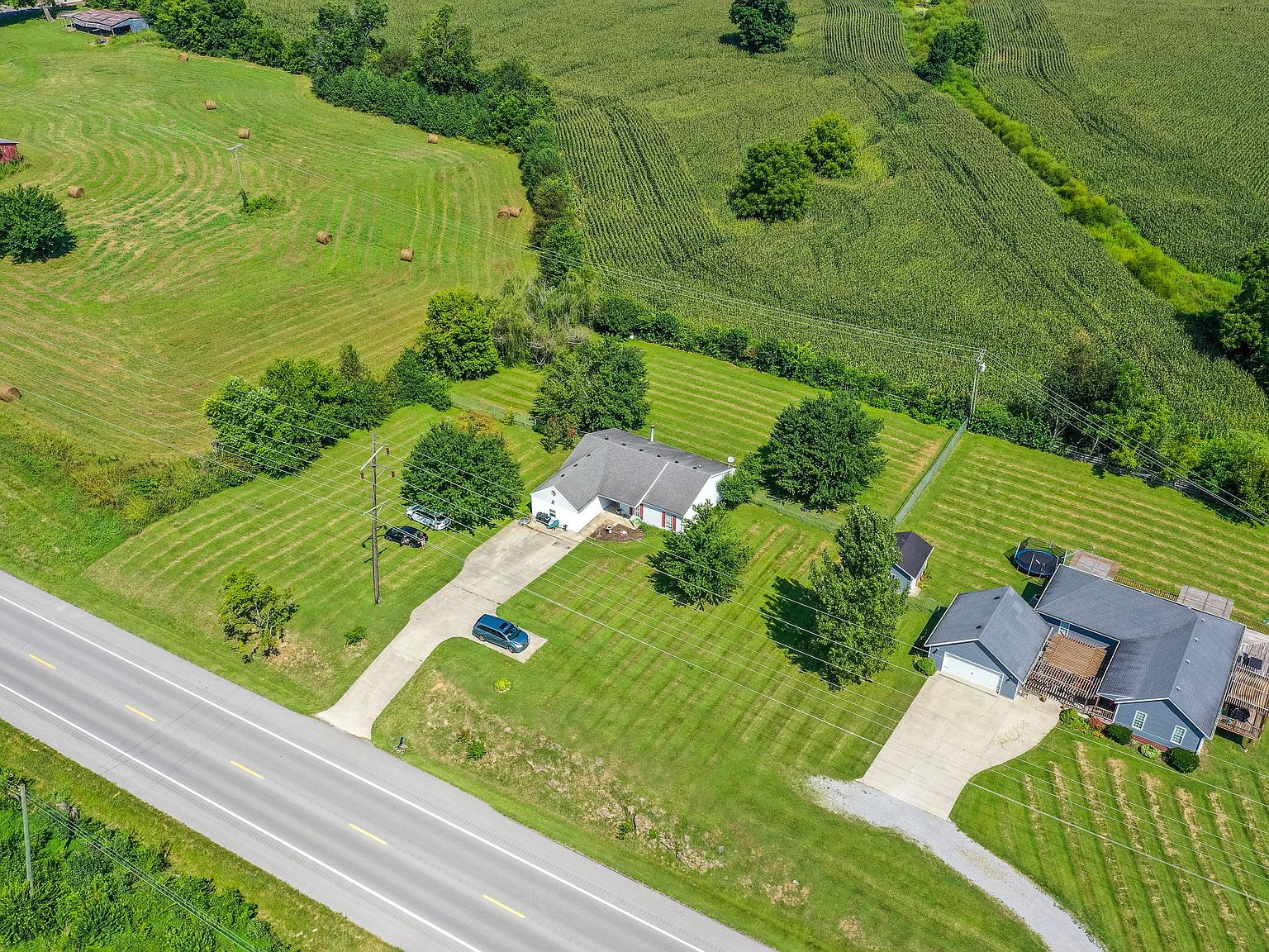 8559 Perryville Rd, Danville, KY 40422 Zillow