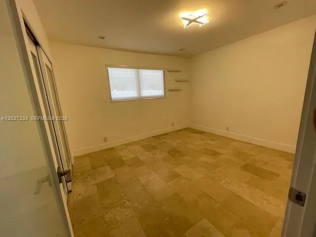 1252 Coral Ln — Photo 9